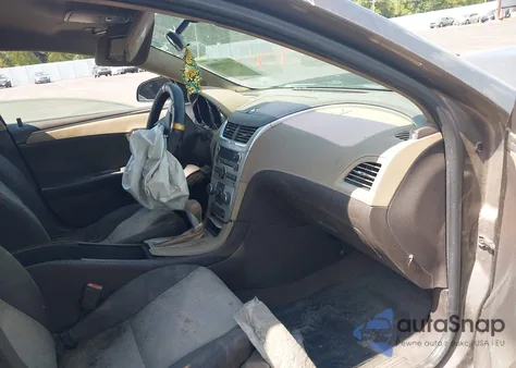 2010 Chevrolet Malibu Ls z USA, uszkodzony, nr VIN 1G1ZA5E02AF286466